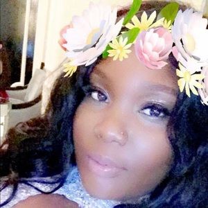 Meet your Posher, Sade